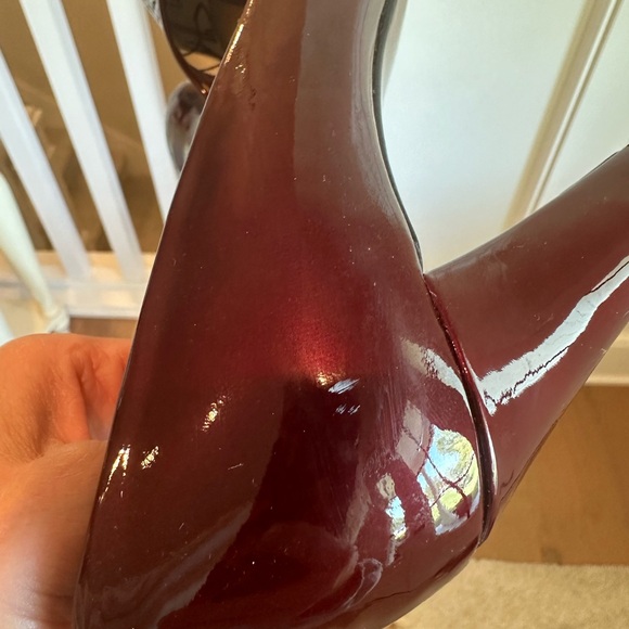 Stuart Weitzman Brick Red/Ruby Red Patent Leather Pumps - Picture 4 of 11